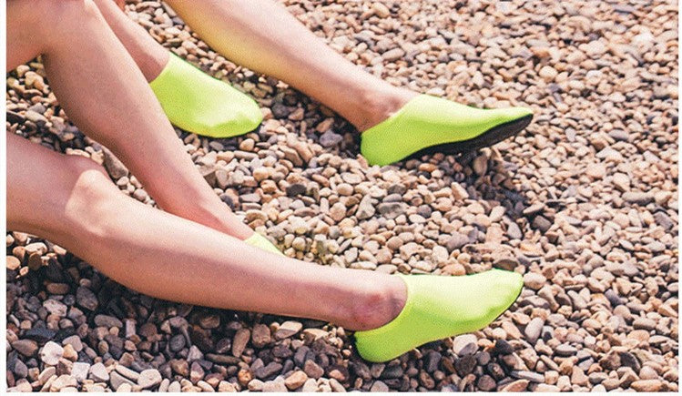 Breathable Anti-Cut Beach Socks & Non-Slip Water Shoes
